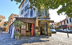 La Place Boutique Hotel